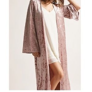 Crushed Velvet Kimono - Size Medium - Dusty Pink